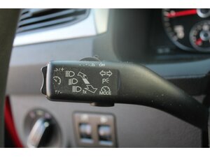 VW Caddy 2,0 Tdi 5-Sitzer 1.Hd NAVI Scheckheft gepfle 296.000 km 7.940 &euro; Bonn 53225