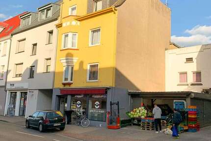 Haus zum Kaufen in Hilden 1.050.000 € 315.2 m²