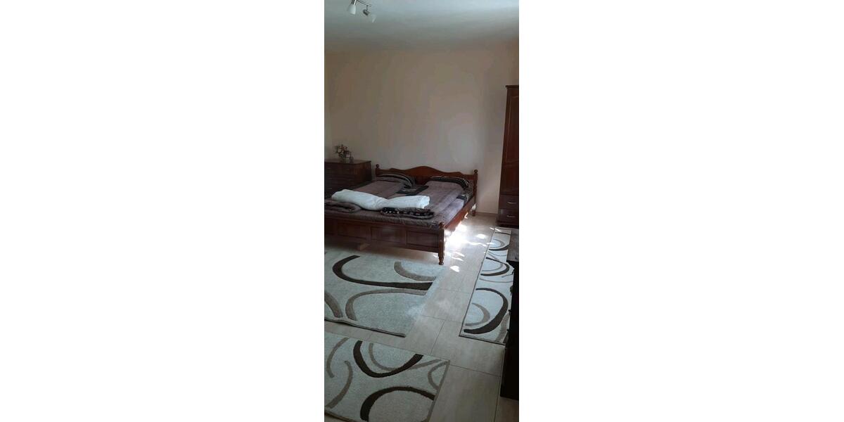 Bungalow Köln Mülheim - 2 Zimmer, 50 m&sup2;, 350&euro; | Angebot:27615893
