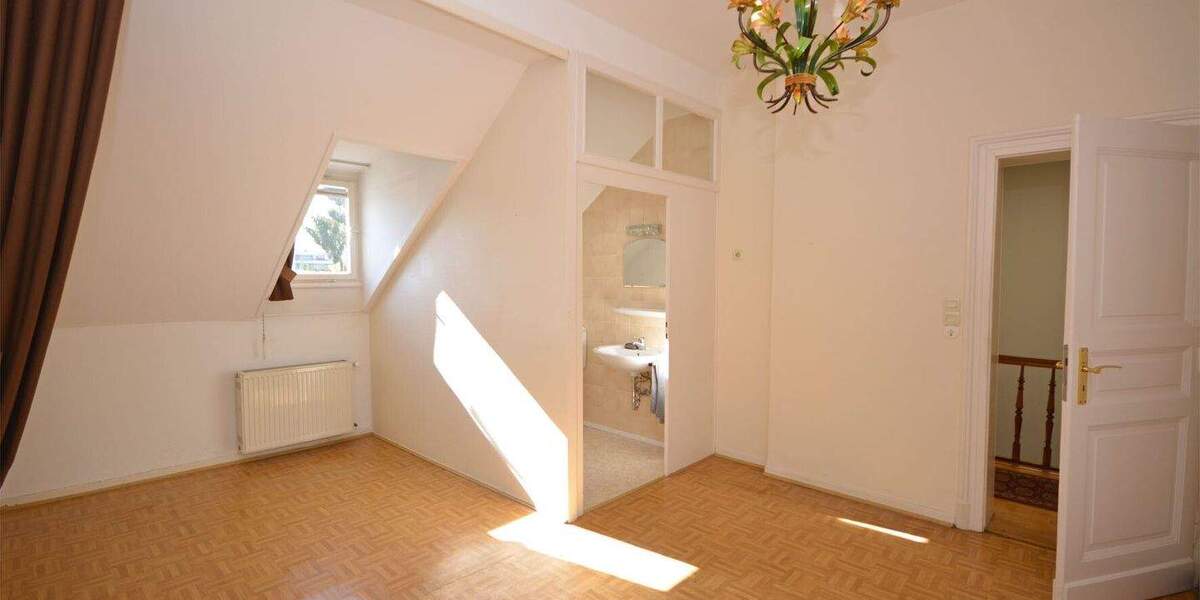 Einfamilienhaus Brühl - 7 Zimmer, 210 m&sup2;, 948.000&euro; | Angebot:25709846