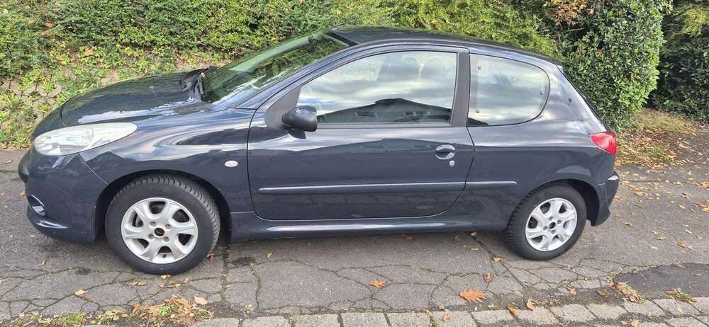 Peugeot 206 134.000 km 1.800 &euro; Siegburg 53721
