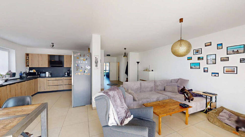 Top-Investment! Junges, energieeffizientes 6-Familienhaus mit 5 Garagen! (MB 4814)
