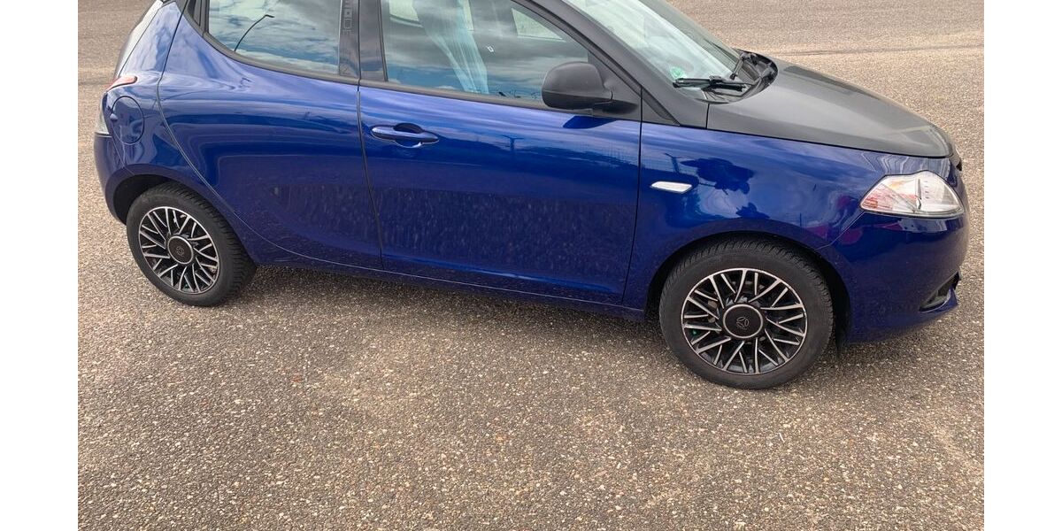 Lancia Ypsilon 98.314 km 4.300 &euro; Köln 50767