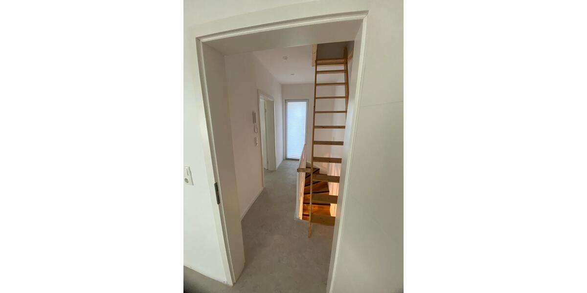 Reihenhaus Euskirchen Dom-Esch - 3 Zimmer, 80 m&sup2;, 1.127&euro; | Angebot:24899982