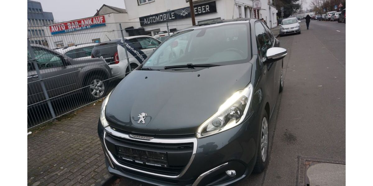 Peugeot 208 102.779 km 4.999 &euro; Köln 51143