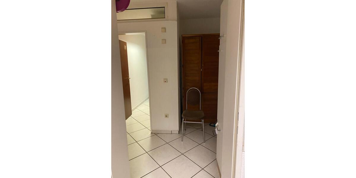 2-Zimmer-Erdgeschosswohnung mit Einbauküche in Bonn-Obekassel 2 zimmer