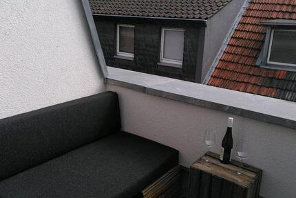 Wohnung Köln Rodenkirchen - 2 Zimmer, 50 m&sup2;, 1.890&euro; | Angebot:26311853