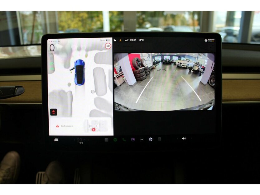 Tesla Model Y RWD 33.530 km 32.980 € Euskirchen 53881