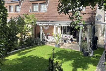 Haus zum Kaufen in Rösrath 592.000 € 129 m² 6 zimmer