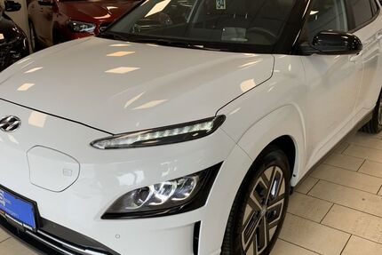 Hyundai KONA 32.086 km 24.900 &euro; Bonn 53227