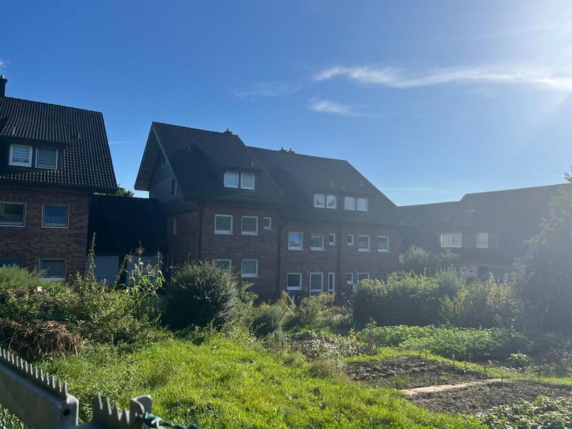 **Renoviertes, großzügiges Reihenmittelhaus in Leverkusen Kursiefen**