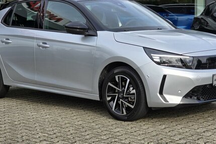 Opel Corsa GS Winterpaket|Toter-Winkel-Warner|Kamera 15.887 km 18.575 &euro; Wermelskirchen 42929