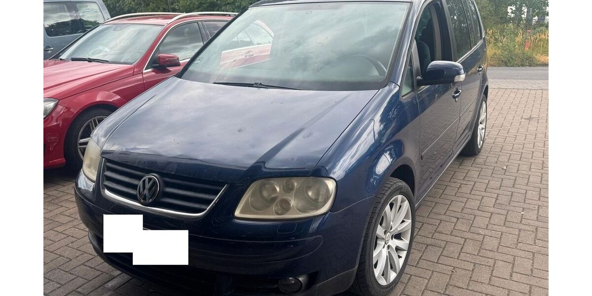 VW Touran 195.500 km 2.200 &euro; Troisdorf 53842