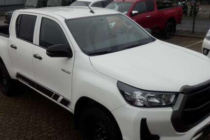 Toyota Hilux 40.030 km 33.880 &euro; Bergisch Gladbach 51469