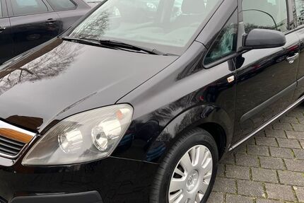 Opel Zafira 182.000 km 2.222 € Neuss 41462