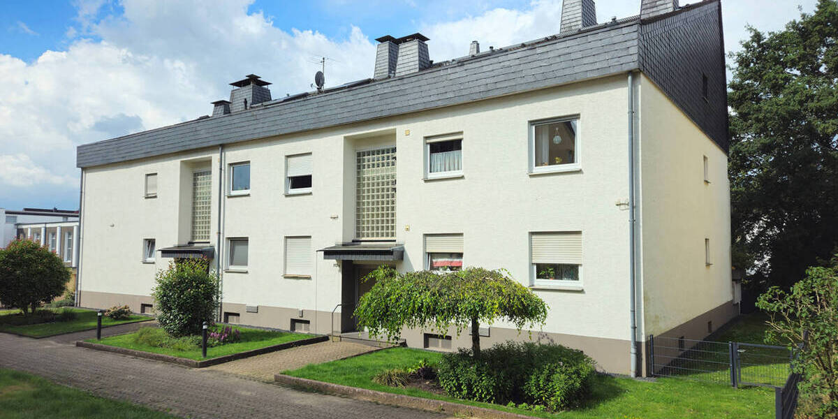 Gut vermietete 2-Zimmer-Dachgeschosswohnung mit Balkon u. Garage im Herzen von Burscheid 2 zimmer