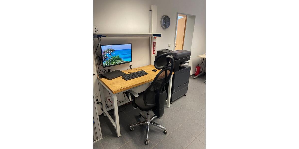 Kleines, helles, freundliches Büro (EG) in Erftstadt zimmer