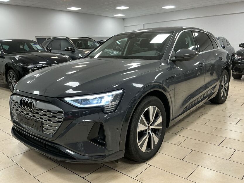 Audi Q8 e-tron 65.644 km 44.870 € Bonn 53227
