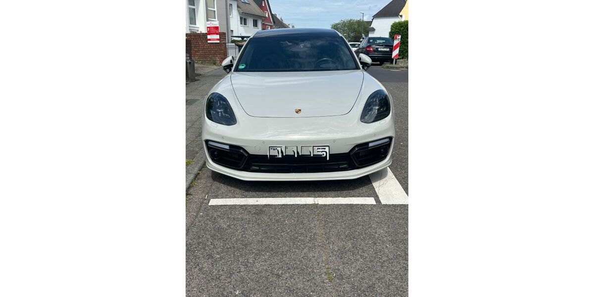 Porsche Panamera 62.139 km 82.900 &euro; Köln 51109