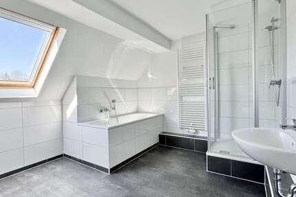 Wohnung zum Mieten in Remscheid 725 € 90 m² 4.5 zimmer