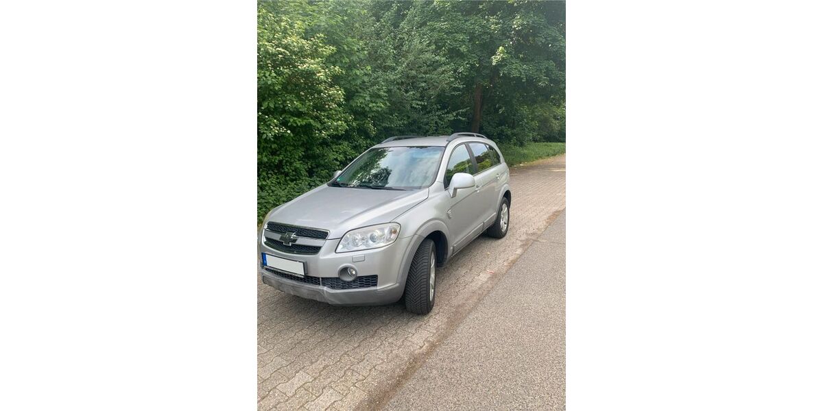 Chevrolet Captiva 155.000 km 3.950 € Köln 50765