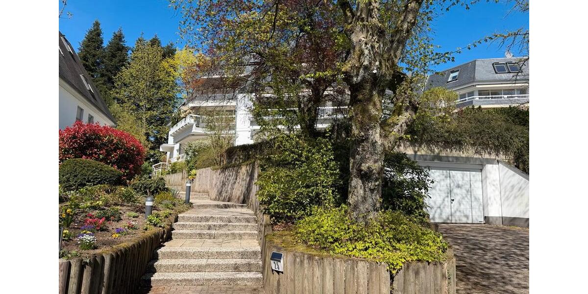 Erdgeschoßwohnung Bergisch Gladbach Gronau - 3 Zimmer, 110 m&sup2;, 1.800&euro; | Angebot:26326053