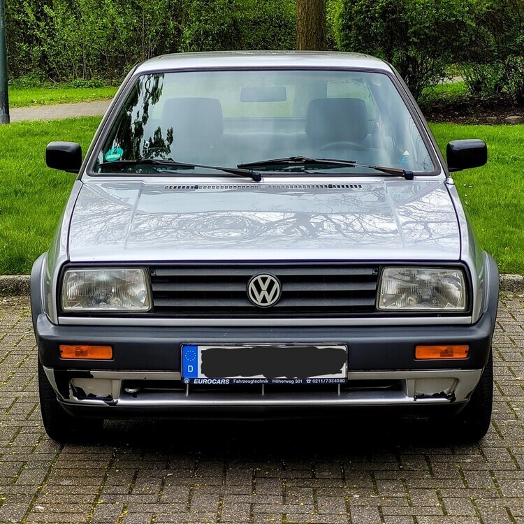 VW Jetta 184.000 km 4.000 € Düsseldorf 40213