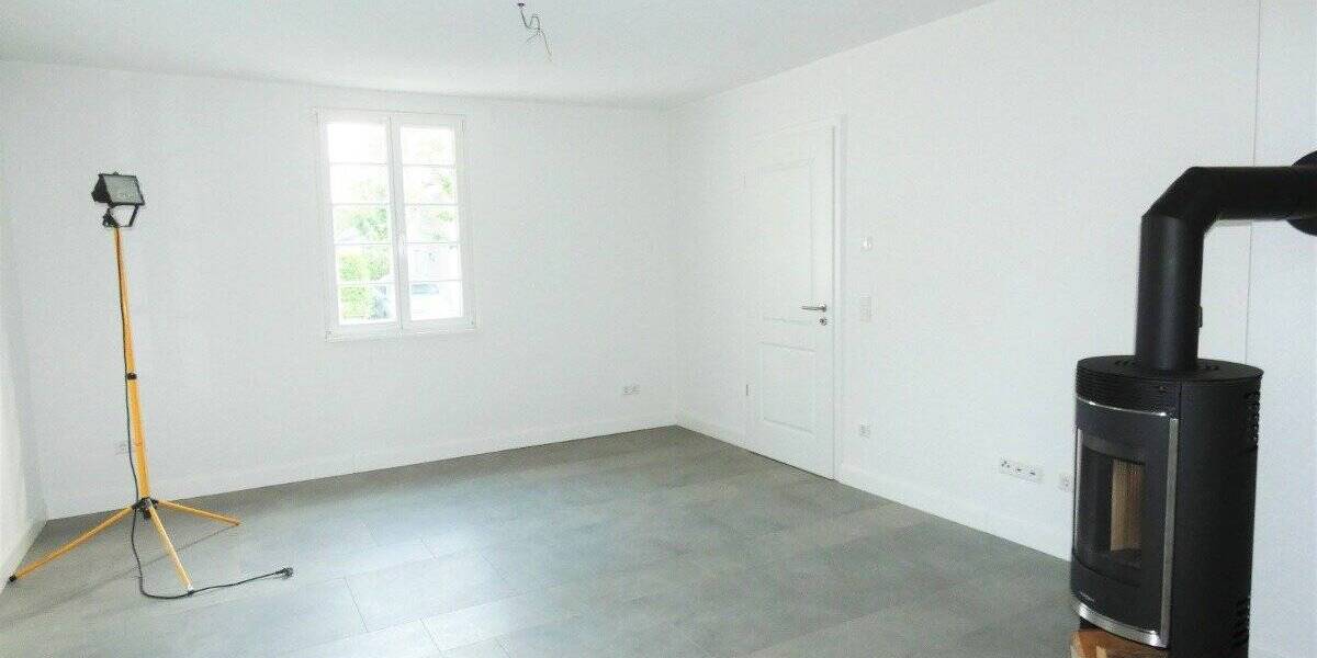 Einfamilienhaus Köln Dünnwald - 6 Zimmer, 240 m&sup2;, 3.500&euro; | Angebot:23951216