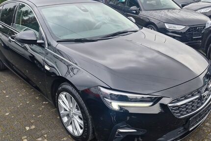 Opel Insignia 51.000 km 17.350 € Wesseling 50389