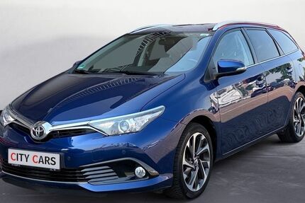 Toyota Auris 142.000 km 9.990 &euro; Dormagen 41540