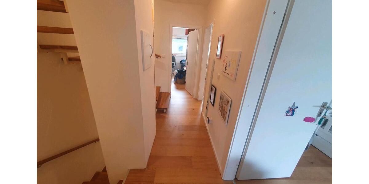 Familienfreundliches möbliertes Haus zur Zwischenmiete in Köln 5 zimmer