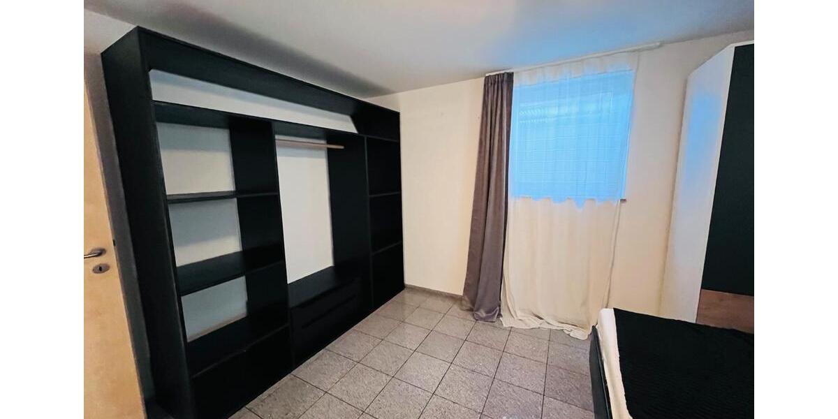 Etagenwohnung Alfter - 2 Zimmer, 80 m&sup2;, 800&euro; | Angebot:25756639