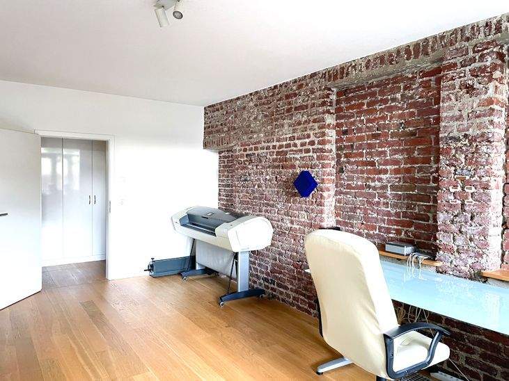 Großzügiges Wohnerlebnis mit historischem Flair 7 zimmer