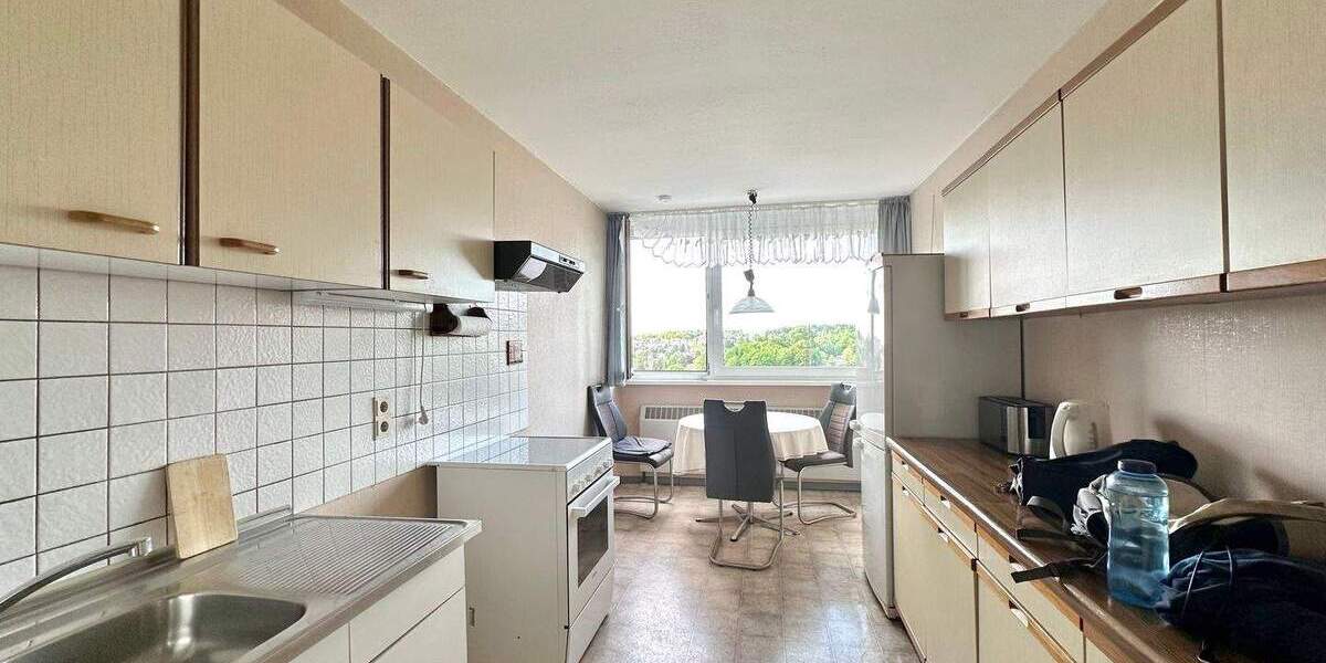 Etagenwohnung Bergisch Gladbach Bockenberg - 5 Zimmer, 129 m&sup2;, 245.000&euro; | Angebot:25718486