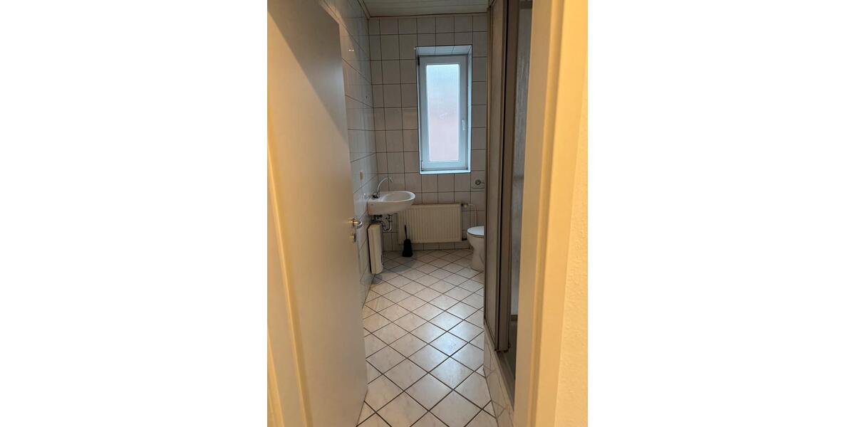 Erdgeschoßwohnung Köln Mülheim - 2 Zimmer, 68 m&sup2;, 1.100&euro; | Angebot:25237082