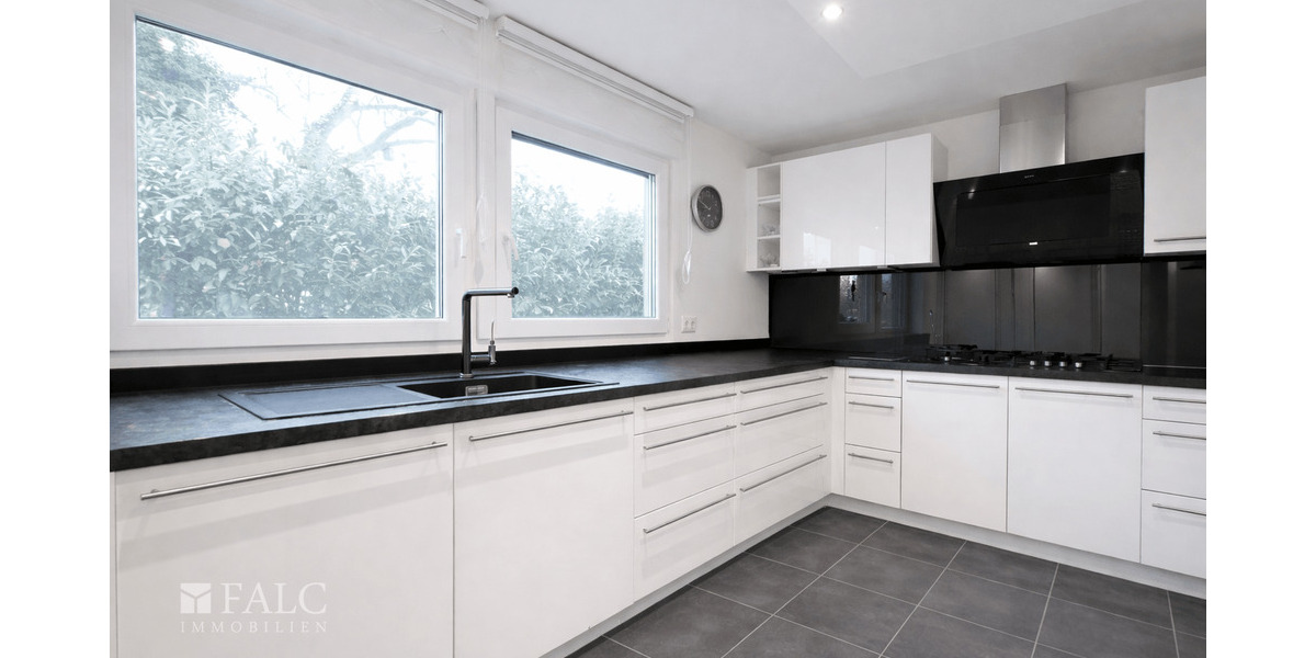 Einfamilienhaus Köln Esch/Auweiler - 8 Zimmer, 288 m&sup2;, 1.099.000&euro; | Angebot:24874472