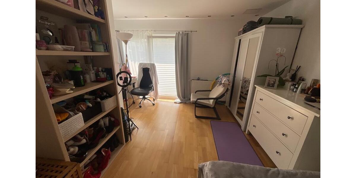 Einfamilienhaus Köln Mülheim - 12 Zimmer, 270 m&sup2;, 740.000&euro; | Angebot:27142608