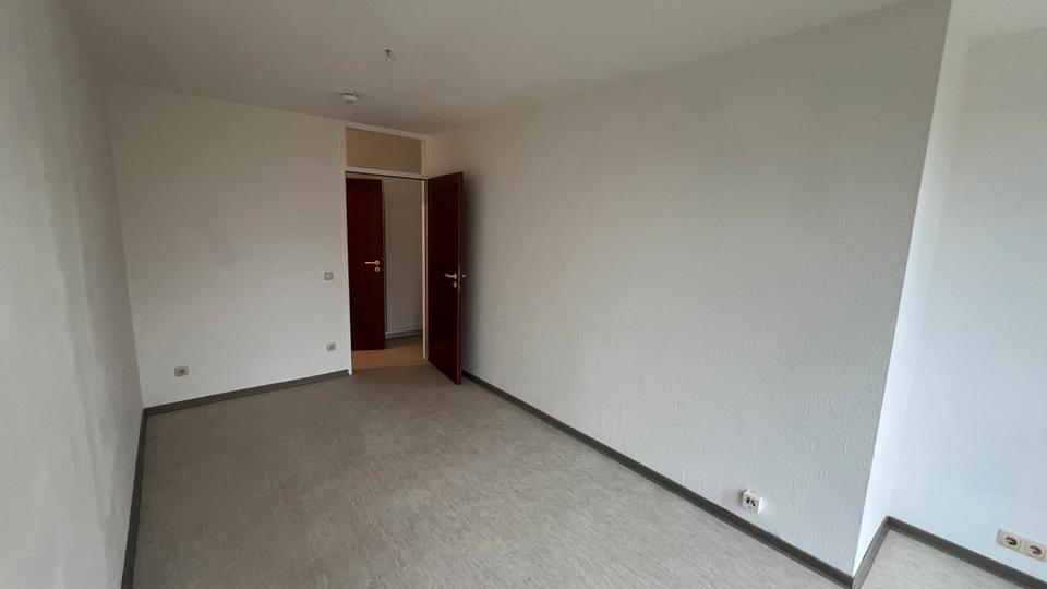 Etagenwohnung Bonn Tannenbusch - 2 Zimmer, 39 m&sup2;, 550&euro; | Angebot:25448273