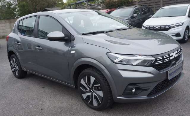 Dacia Sandero 5.700 km 14.980 &euro; Solingen 42651