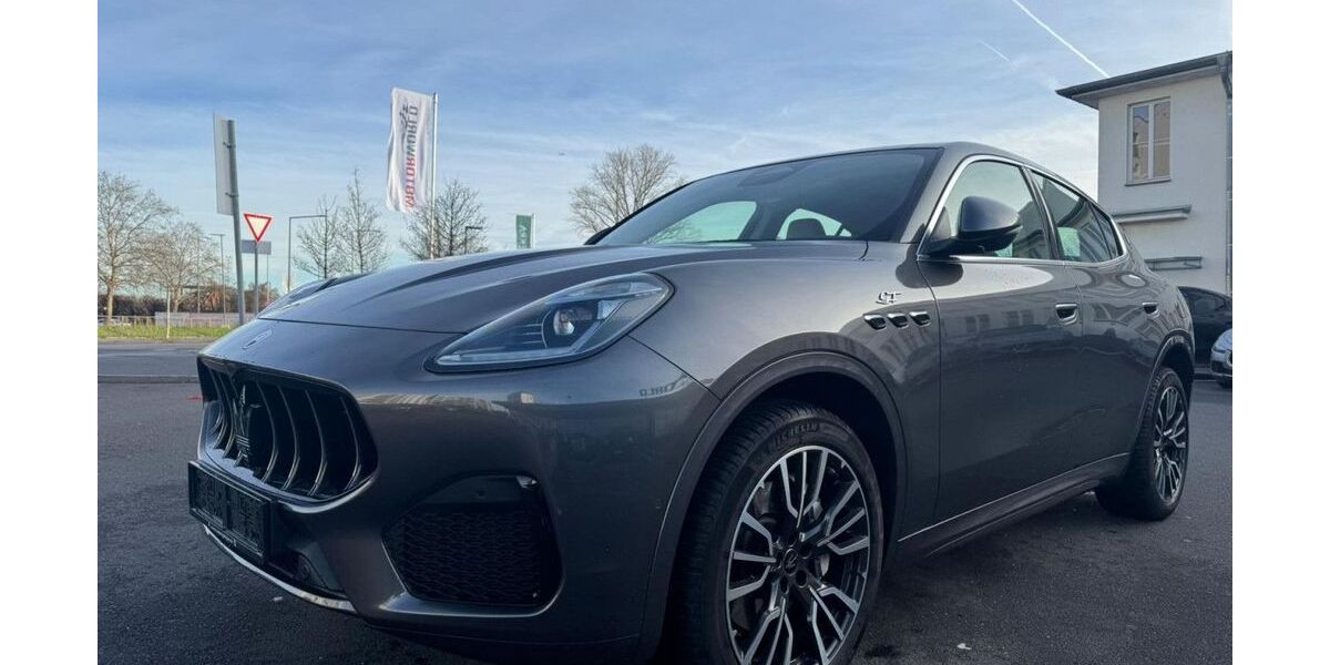 Maserati Grecale 29.840 km 59.980 &euro; Köln 50829