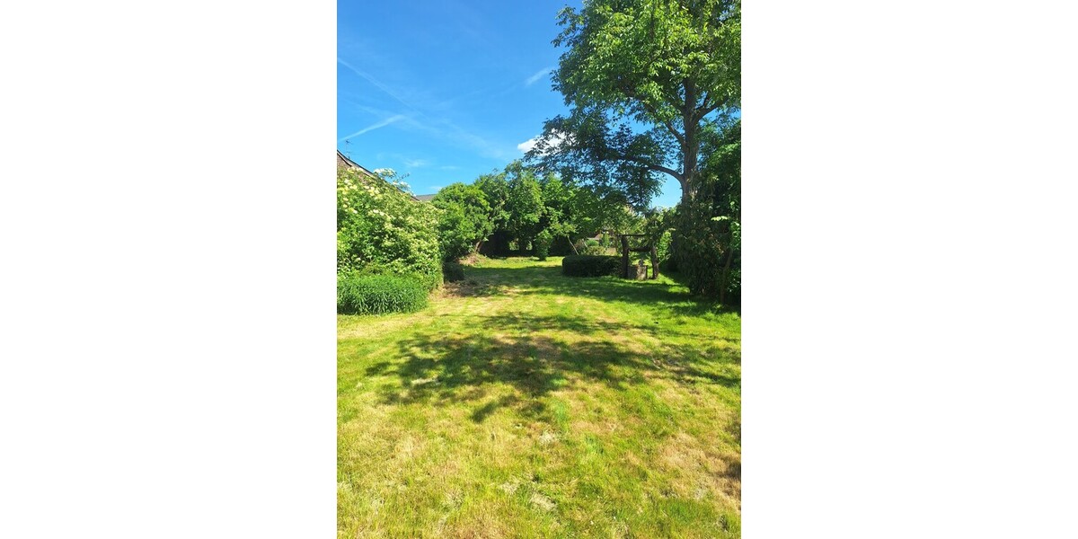 Rheinblick, Gartenidylle und Entwicklungspotential - Einfamilienhaus Köln Porz | Angebot:25783620