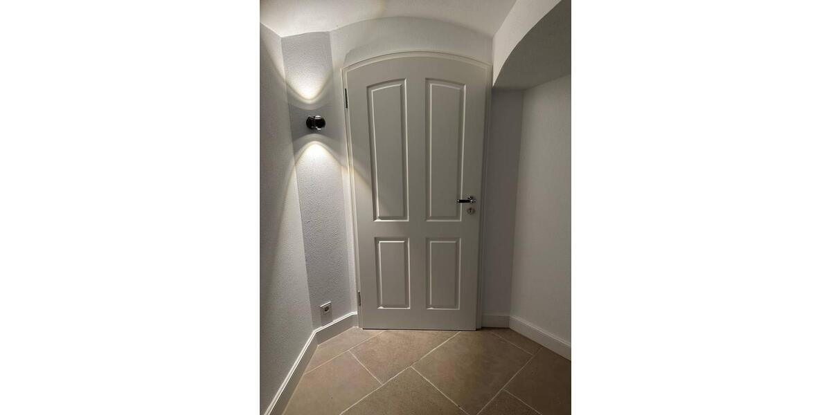 Erdgeschoßwohnung Solingen Ohligs - 4 Zimmer, 168 m&sup2;, 2.350&euro; | Angebot:25918620