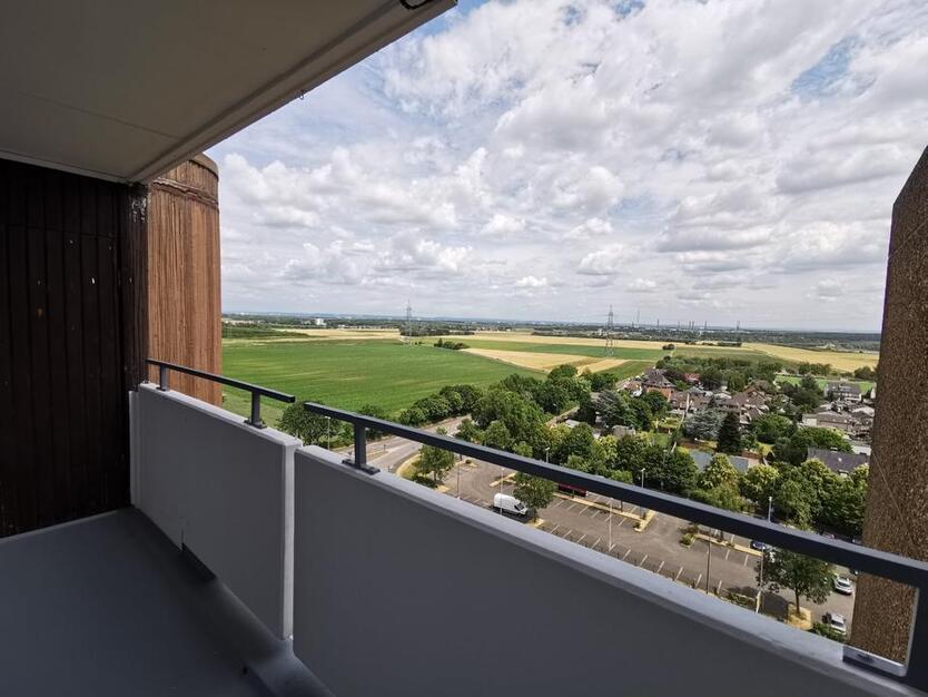 Sanierte 3 Zimmer Wohnung sehr hohe Rendite
