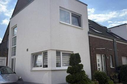 Provisionsfrei* Selten: Wohnen am Rhein - Stilvolles Haus in begehrter Lage von Grimlinghausen
