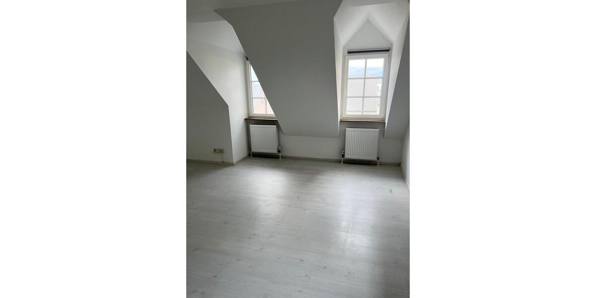 Maisonettenwohnung Kerpen Buir - 3 Zimmer, 120 m&sup2;, 1.600&euro; | Angebot:26284338