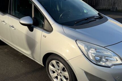 Opel Meriva 60.000 km 5.700 &euro; Pulheim 50259