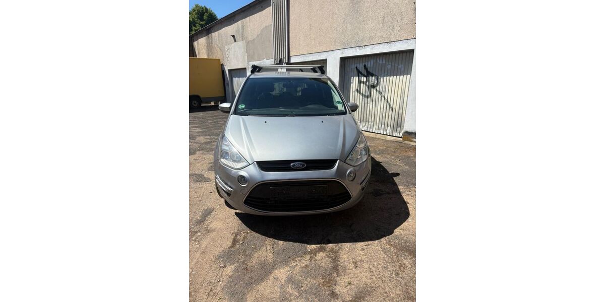 Ford S-Max 394.000 km 2.999 &euro; Köln 51145