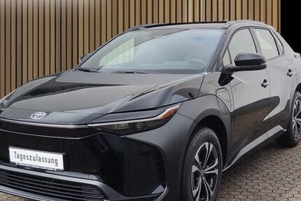 Toyota bZ4X 3.000 km 34.590 € Leverkusen 51381