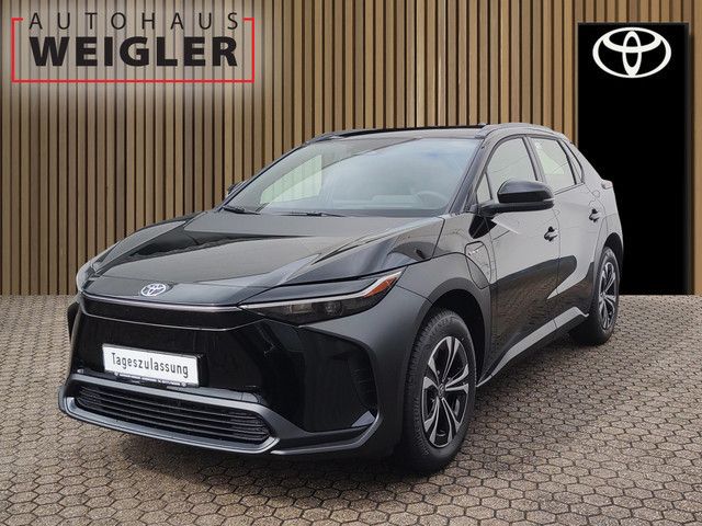 Toyota bZ4X 3.000 km 34.590 € Leverkusen 51381