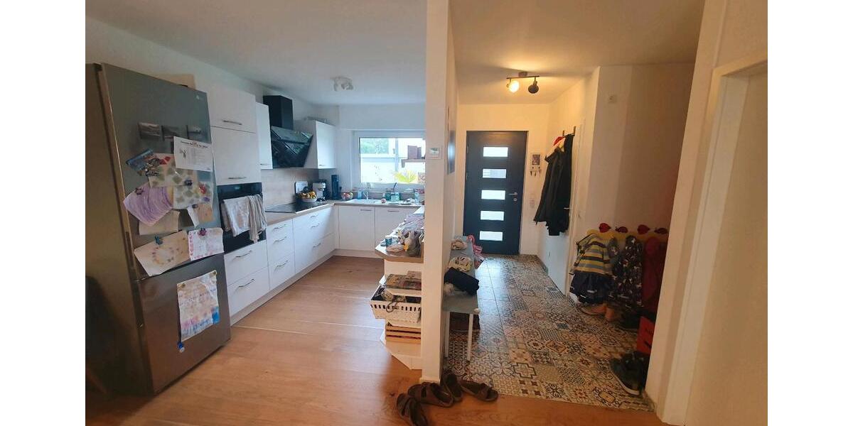 Familienfreundliches möbliertes Haus zur Zwischenmiete in Köln 5 zimmer